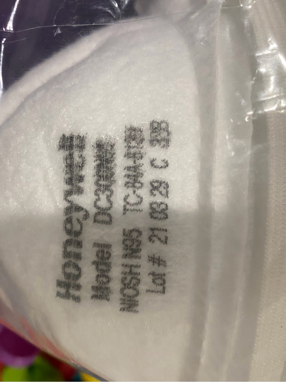 White Honeywell N95 Respirator Face Masks - 10 Pack - Picture 2 of 2